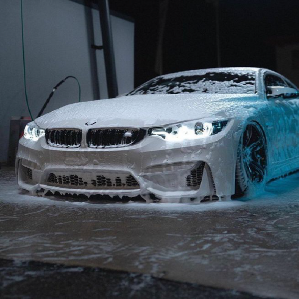 How to Prepare a Car for Vinyl Wrap Installation